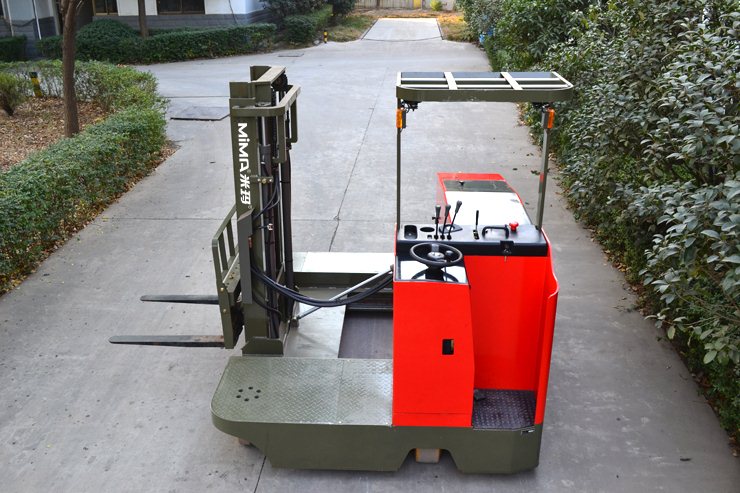 湖南榮洲機械設備有限公司,移動式升降平臺價格,湖南升降貨梯,塑料托盤批發,固定式升降平臺,曲臂式升降平臺,汽車尾板,全電動叉車 湖南榮洲機械設備有限公司,移動式升降平臺價格,湖南升降貨梯,塑料托盤批發,固定式升降平臺,曲臂式升降平臺,汽車尾板,全電動叉車