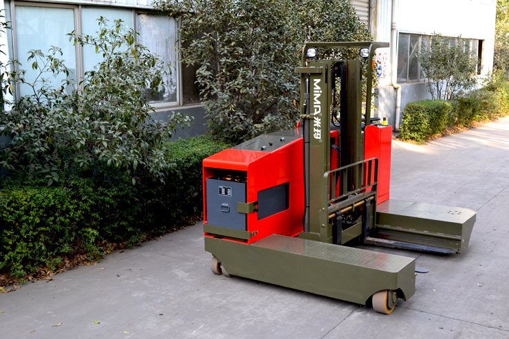 湖南榮洲機械設備有限公司,移動式升降平臺價格,湖南升降貨梯,塑料托盤批發,固定式升降平臺,曲臂式升降平臺,汽車尾板,全電動叉車 湖南榮洲機械設備有限公司,移動式升降平臺價格,湖南升降貨梯,塑料托盤批發,固定式升降平臺,曲臂式升降平臺,汽車尾板,全電動叉車